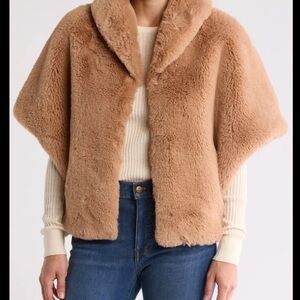 La Fiorentina Faux Fur Cape